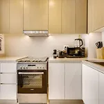 Luxury Beach View-1Bd-52/42