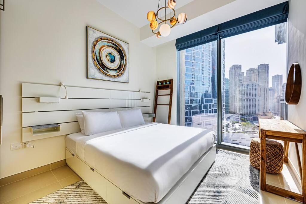 Luxury View-1bd-52/42 Apartment Dubai